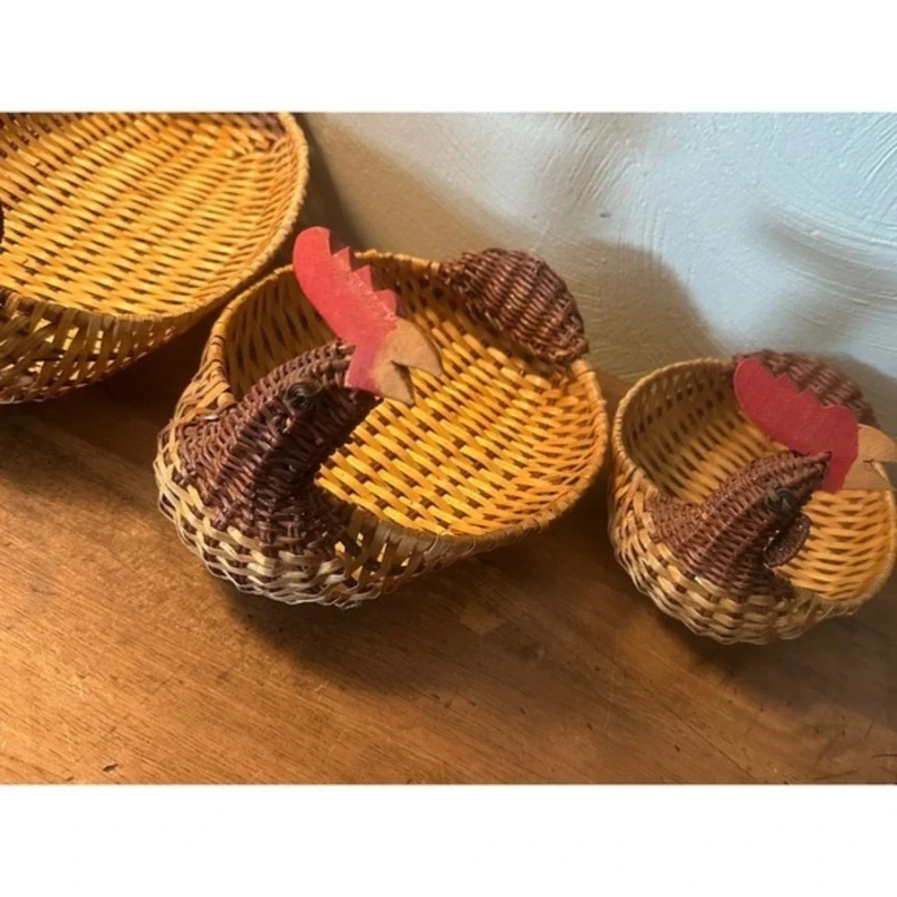 Cottage Core Nesting Rooster Baskets,‎ Vintage